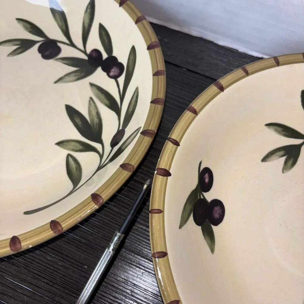 2 piece Williams Sonoma LIGURIA Olive 9 3/8